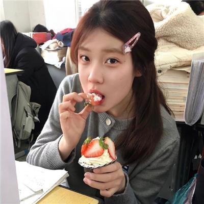 村里来了个洋媳妇